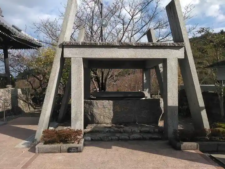 本佛寺の手水舎