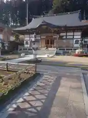 安楽寺の本殿