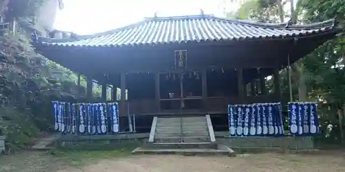 岩上神社の本殿・本堂