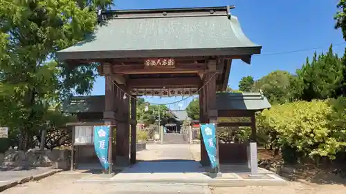 瀧宮天満宮の山門