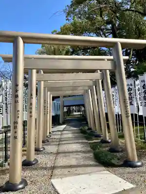 白金龍王社の鳥居