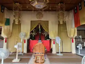 報恩寺の本殿・本堂