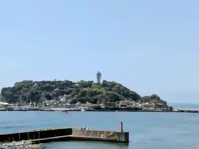 小動神社の{uncategorized: "未分類", other: "その他", undefined: "問題あり", building: "その他建物", grave: "お墓", sacred_gate: "鳥居", guardian: "狛犬", statue: "像", buddha: "仏像", history: "歴史", nature: "自然", garden: "庭園", animal: "動物", pagoda: "塔", temizu: "手水舎", mountain_gate: "山門・神門", sanctuary: "本殿・本堂", subordinate: "末社・摂社", art: "芸術", scenery: "景色", jizo: "地蔵", ema: "絵馬", goshuin: "御朱印", omikuji: "おみくじ", items: "授与品その他", amulet: "お守り", goshuincho: "御朱印帳", eats: "食事", festival: "お祭り", votive_dance: "神楽", shichigosan: "七五三参", wedding: "結婚式", experience: "体験その他", initially: "初詣", around: "周辺", anti_infection: "感染症対策"}