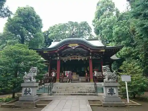 中野氷川神社の本殿・本堂