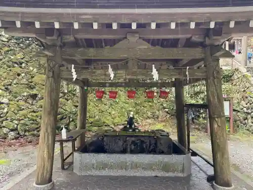 玉置神社の{uncategorized: "未分類", other: "その他", undefined: "問題あり", building: "その他建物", grave: "お墓", sacred_gate: "鳥居", guardian: "狛犬", statue: "像", buddha: "仏像", history: "歴史", nature: "自然", garden: "庭園", animal: "動物", pagoda: "塔", temizu: "手水舎", mountain_gate: "山門・神門", sanctuary: "本殿・本堂", subordinate: "末社・摂社", art: "芸術", scenery: "景色", jizo: "地蔵", ema: "絵馬", goshuin: "御朱印", omikuji: "おみくじ", items: "授与品その他", amulet: "お守り", goshuincho: "御朱印帳", eats: "食事", festival: "お祭り", votive_dance: "神楽", shichigosan: "七五三参", wedding: "結婚式", experience: "体験その他", initially: "初詣", around: "周辺", anti_infection: "感染症対策"}