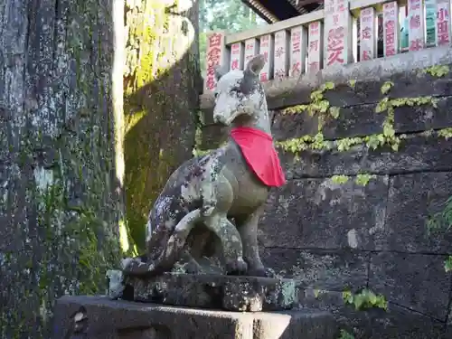 三峯神社の狛犬