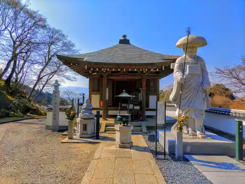 岡寺（龍蓋寺）の末社・摂社