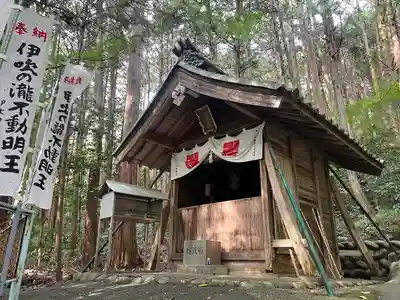 伊吹の瀧不動明王(岐阜県)