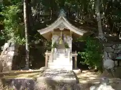 三木里神社の末社