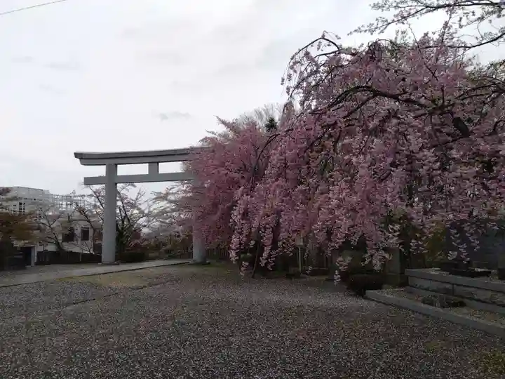 足羽山招魂社(福井県)