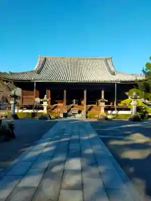 道成寺の本殿・本堂
