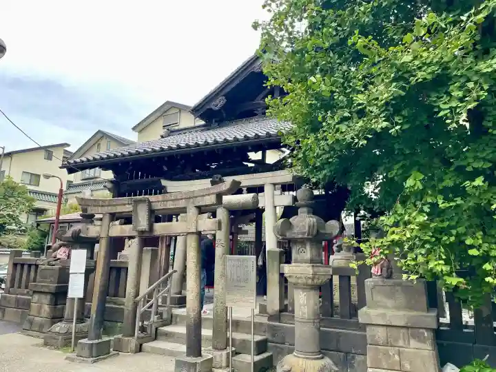 被官稲荷神社(東京都)
