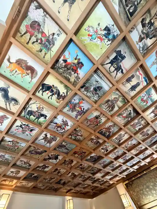 矢先稲荷神社の{uncategorized: "未分類", other: "その他", undefined: "問題あり", building: "その他建物", grave: "お墓", sacred_gate: "鳥居", guardian: "狛犬", statue: "像", buddha: "仏像", history: "歴史", nature: "自然", garden: "庭園", animal: "動物", pagoda: "塔", temizu: "手水舎", mountain_gate: "山門・神門", sanctuary: "本殿・本堂", subordinate: "末社・摂社", art: "芸術", scenery: "景色", jizo: "地蔵", ema: "絵馬", goshuin: "御朱印", omikuji: "おみくじ", items: "授与品その他", amulet: "お守り", goshuincho: "御朱印帳", eats: "食事", festival: "お祭り", votive_dance: "神楽", shichigosan: "七五三参", wedding: "結婚式", experience: "体験その他", initially: "初詣", around: "周辺", anti_infection: "感染症対策"}