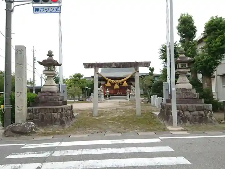 神明社の鳥居