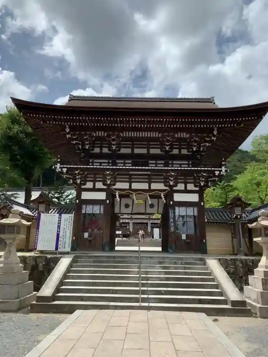 松尾大社の山門・神門