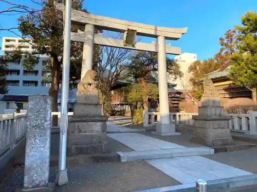 大棚・中川杉山神社の鳥居