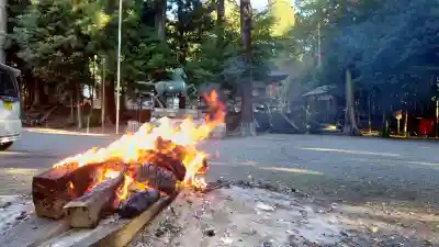 瀧樹神社の{uncategorized: "未分類", other: "その他", undefined: "問題あり", building: "その他建物", grave: "お墓", sacred_gate: "鳥居", guardian: "狛犬", statue: "像", buddha: "仏像", history: "歴史", nature: "自然", garden: "庭園", animal: "動物", pagoda: "塔", temizu: "手水舎", mountain_gate: "山門・神門", sanctuary: "本殿・本堂", subordinate: "末社・摂社", art: "芸術", scenery: "景色", jizo: "地蔵", ema: "絵馬", goshuin: "御朱印", omikuji: "おみくじ", items: "授与品その他", amulet: "お守り", goshuincho: "御朱印帳", eats: "食事", festival: "お祭り", votive_dance: "神楽", shichigosan: "七五三参", wedding: "結婚式", experience: "体験その他", initially: "初詣", around: "周辺", anti_infection: "感染症対策"}