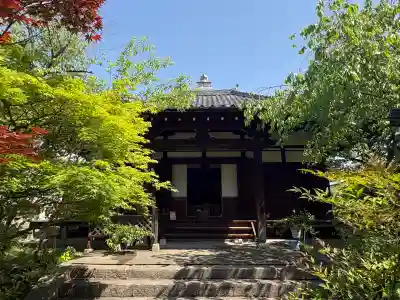 元興寺の{uncategorized: "未分類", other: "その他", undefined: "問題あり", building: "その他建物", grave: "お墓", sacred_gate: "鳥居", guardian: "狛犬", statue: "像", buddha: "仏像", history: "歴史", nature: "自然", garden: "庭園", animal: "動物", pagoda: "塔", temizu: "手水舎", mountain_gate: "山門・神門", sanctuary: "本殿・本堂", subordinate: "末社・摂社", art: "芸術", scenery: "景色", jizo: "地蔵", ema: "絵馬", goshuin: "御朱印", omikuji: "おみくじ", items: "授与品その他", amulet: "お守り", goshuincho: "御朱印帳", eats: "食事", festival: "お祭り", votive_dance: "神楽", shichigosan: "七五三参", wedding: "結婚式", experience: "体験その他", initially: "初詣", around: "周辺", anti_infection: "感染症対策"}
