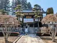 信盛寺の山門・神門