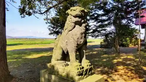 下メム神社の狛犬