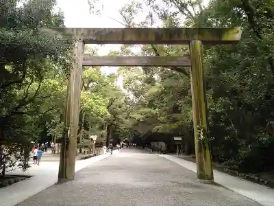 熱田神宮の鳥居