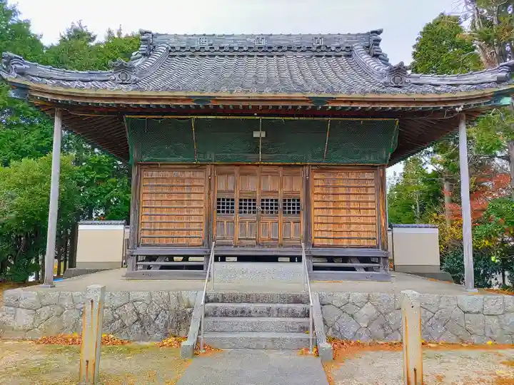 白山神社(法光寺町)の本殿・本堂