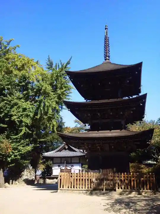 前山寺の塔