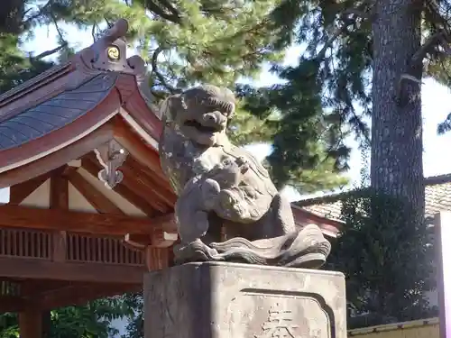 中野沼袋氷川神社の狛犬