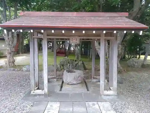 標津神社の手水舎