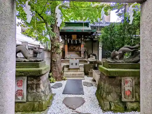 小野照崎神社の末社