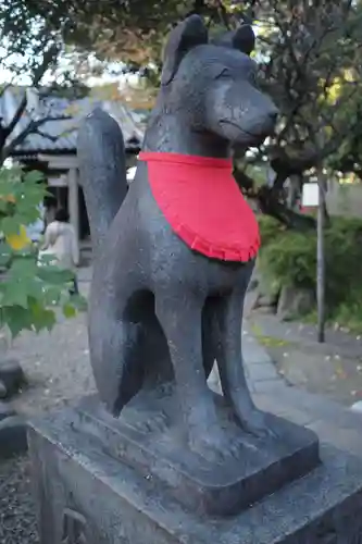 三囲神社の狛犬