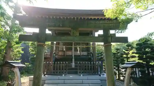 正一位稲荷大明神の本殿・本堂