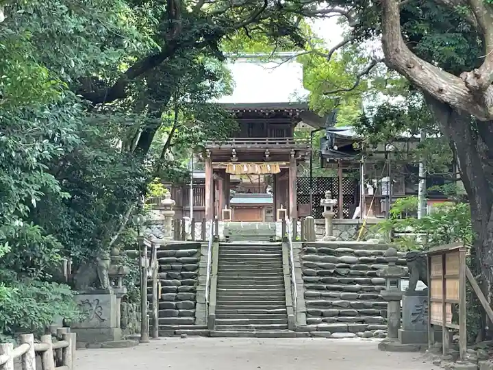志賀海神社の山門・神門