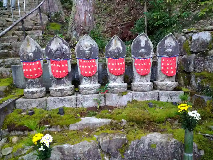 瓦屋寺(滋賀県)