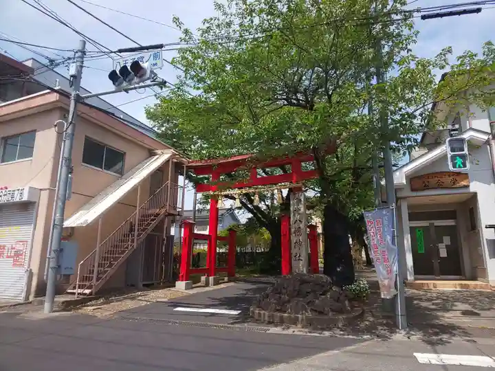 八幡神社の鳥居