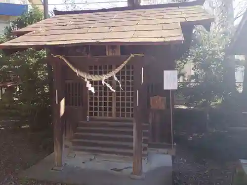 八雲神社の末社