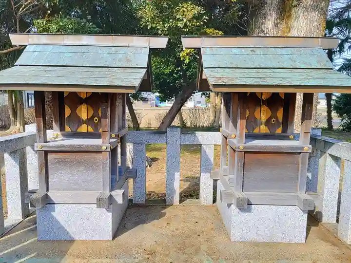 神明社(小山鹿取)の末社・摂社