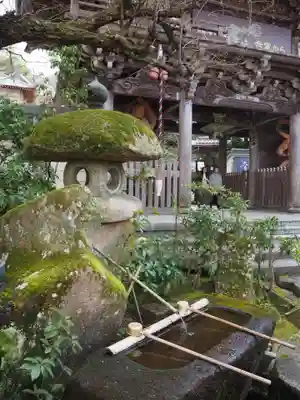 大聖院の手水舎