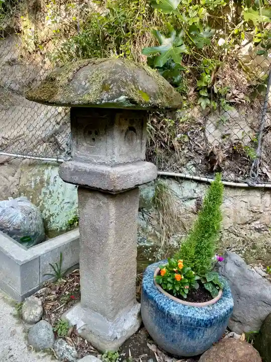 岩窟不動尊(巌窟不動尊/窟堂不動尊/窟堂/岩屋堂)(神奈川県)