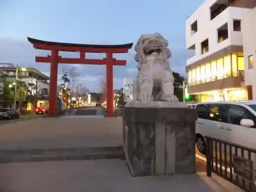 鶴岡八幡宮の狛犬