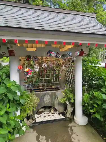 串間神社の{uncategorized: "未分類", other: "その他", undefined: "問題あり", building: "その他建物", grave: "お墓", sacred_gate: "鳥居", guardian: "狛犬", statue: "像", buddha: "仏像", history: "歴史", nature: "自然", garden: "庭園", animal: "動物", pagoda: "塔", temizu: "手水舎", mountain_gate: "山門・神門", sanctuary: "本殿・本堂", subordinate: "末社・摂社", art: "芸術", scenery: "景色", jizo: "地蔵", ema: "絵馬", goshuin: "御朱印", omikuji: "おみくじ", items: "授与品その他", amulet: "お守り", goshuincho: "御朱印帳", eats: "食事", festival: "お祭り", votive_dance: "神楽", shichigosan: "七五三参", wedding: "結婚式", experience: "体験その他", initially: "初詣", around: "周辺", anti_infection: "感染症対策"}