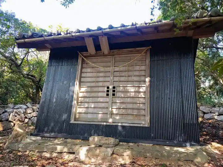白山神社の本殿・本堂