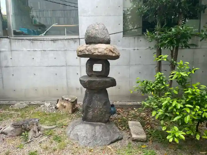 熊野第一王子之宮(堀越神社 摂社)の{uncategorized: "未分類", other: "その他", undefined: "問題あり", building: "その他建物", grave: "お墓", sacred_gate: "鳥居", guardian: "狛犬", statue: "像", buddha: "仏像", history: "歴史", nature: "自然", garden: "庭園", animal: "動物", pagoda: "塔", temizu: "手水舎", mountain_gate: "山門・神門", sanctuary: "本殿・本堂", subordinate: "末社・摂社", art: "芸術", scenery: "景色", jizo: "地蔵", ema: "絵馬", goshuin: "御朱印", omikuji: "おみくじ", items: "授与品その他", amulet: "お守り", goshuincho: "御朱印帳", eats: "食事", festival: "お祭り", votive_dance: "神楽", shichigosan: "七五三参", wedding: "結婚式", experience: "体験その他", initially: "初詣", around: "周辺", anti_infection: "感染症対策"}
