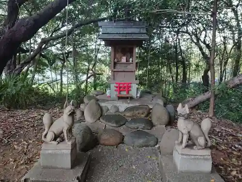 吉川稲荷神社の末社・摂社