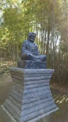 建長寺 半僧坊の像