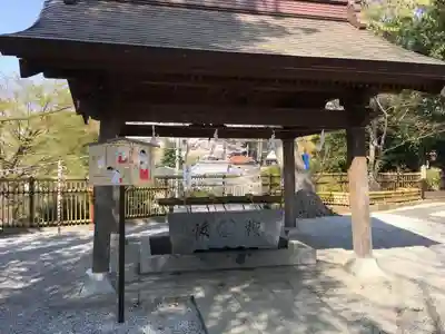 師岡熊野神社の手水舎