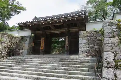三千院門跡の山門・神門