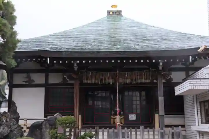 医王寺の本殿・本堂