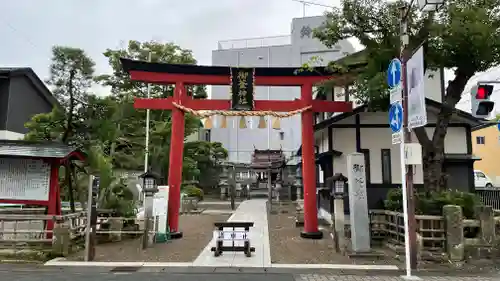 御釜神社の鳥居