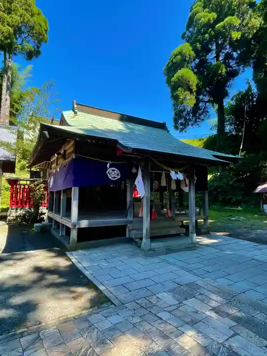 白川吉見神社の本殿・本堂